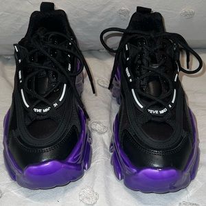 Steve Madden - Revel Sneakers - Never Worn